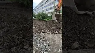 Дорога битком под завязку забита. Крайний Север