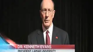 Lamar president outlines plans for school year at convocation