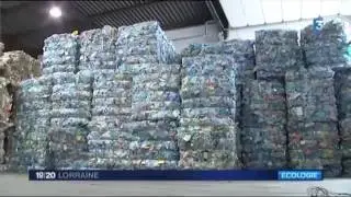 Le tri des d&eacute;chets de la collecte s&eacute;lective par Paprec - Reportage France 3