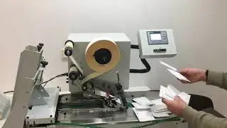 Automatisch etiketteren van platte zakken met de LAB510