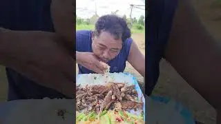 7514233315080113438   How to crispy fish recipe with papaya salad #foodtiktok #eating #crispy #fish