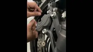 Kawasaki Z900 alloy wheel replace (part1) #kawasaki #z900