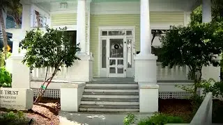 Miami commissioners discus future of historic downtown bungalow