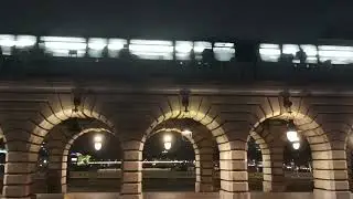 Pont &agrave; c&ocirc;t&eacute; du minist&egrave;re de l'&eacute;conomie et du budget de Paris Bercy.
