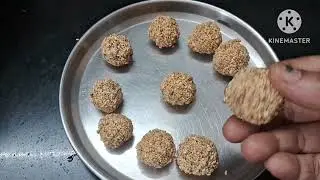 White Til Ki Laddoo With Gur 