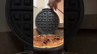 Blueberry Waffles 🧇 #fyp #fypシ #foodie #breakfast #blueberrywaffles #clementineandthekiddos