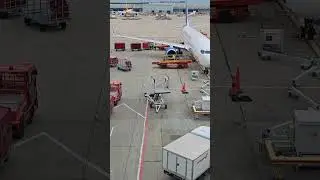 airfreight at airport of USA 🇺🇲 #airport #travel #airfreight #aircargo #aircanada
