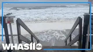 Powerful, slow moving nor'easter hammers Eastern U.S. coast