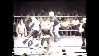 Ole Anderson & Ivan Koloff vs Dusty Rhodes & Bill Watts (1979/08/17) (clip)