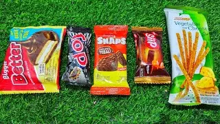 Satisfying video Asmr lollipops candy and chocolate gummy candy unboxing video