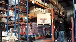 LiftMate VVE 1000/3500 Electric Lift Pallet Stacker
