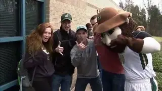 Norm The Niner Votes Early