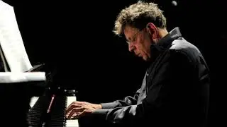Philip Glass: Piano Sonata; Maki Namekawa
