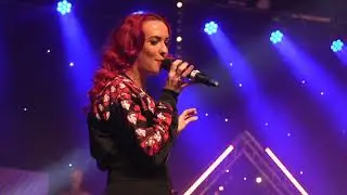 HE KNOWS SHE KNOWS - LIVE @ THE NATIONAL ENTERTAINMENT AWARDS 2021 - ONE KISS MASHUP