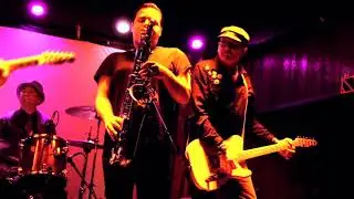 The Carvels NYC- Walking in the Rain