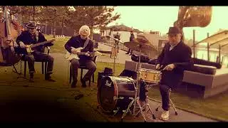 St.Garage trio: Bernie's Tune