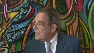 Xavier Suarez files paperwork to run for Miami mayor