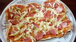 PIZZA BUNS IN FRYING PAN | NO OVEN | NO BAKE PIZZA ! Quick and Easy Meryenda !