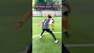 【NEYMAR BODY FAKE】Body fake is Neymar signature 🕺🏻ネイマールのフェイク🕺🏻#soccerskills #shorts #neymar
