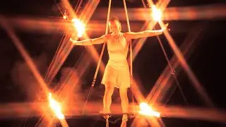 Feuertrapez (fire trapeze) von Marlene Kiepke 2022