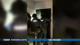 A drug-dealing duo has been detained.