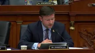 Rep. Johnson discusses credible fear standard with AG Sessions