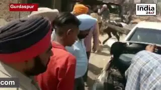Fire in a moving car on Tibadi Road in Gurdaspur.voice of india 24x7