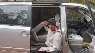 How to remove the second row of seats in a 2008 Kia sedona. (ep1)