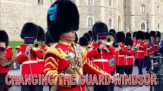 CHANGING THE GUARD WINDSOR💂‍♂️14/10/21||WINDSOR UK. #videooftheday #windsor #britisharmy #changing