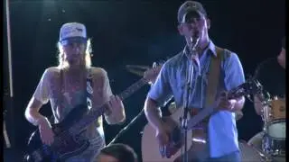 Travis Harris & The West Coast Turnarounds Countryfest 2016 Part 1