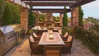 14 Landscaped Backyard Features and Focal Points - Indiehome Design