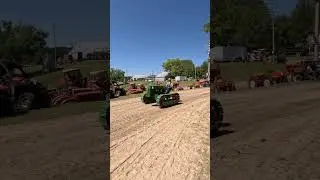 Oliver OC 3 Crawler 😎 Boonville Missouri steam engine show #shorts
