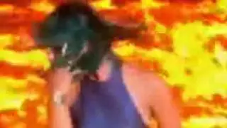 Ayşe G&ouml;r Bak Neler Olacak Video