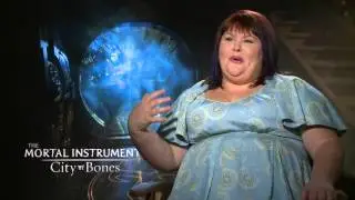 Cassandra Clare's Official 