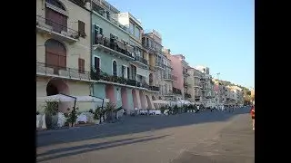 Places to see in ( Imperia - Italy ) Porto Oneglia