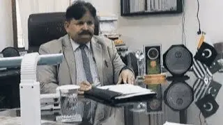 Wave Particle Duality OR Pilot Wave Theory and Quantum Realism in Urdu/Hindi:
