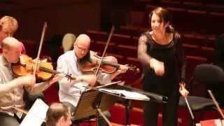 M&aacute;rquez - Danzon n&deg; 2 sous la baguette d'Alondra de la Parra (r&eacute;p&eacute;tition)