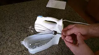 HIGH QUALITY Hamilton Beach HAND MIXER with Snap-On Case REVIEW