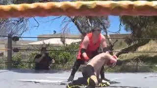 The Elite Alliance vs El Papasido/Mojo Flow (Christmas Karnage 2014)