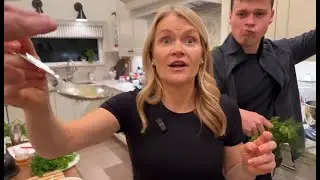 When the Whole Family Shows Up for Dinner (Live)