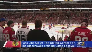 Fans Hit United Center For Blackhawks Festival