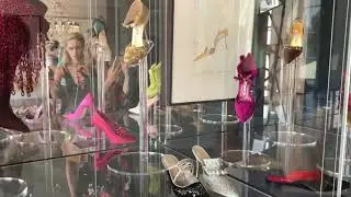 Manolo Blahnik exhibition Art of Shoes in Prague