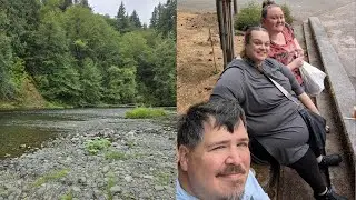 2025 Vlog #:11  This or That and a River Trip with Brittney - A Quilt Square Defeats Me