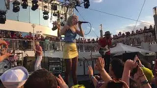 Parahoy 2018 - Crushcrushcrush