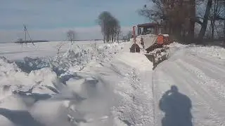 ДТ 75 проти снігу
