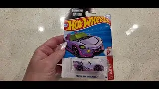 Распаковка и демонстрация набора Hot Wheels Monster High Ghoul Mobile Convertible!