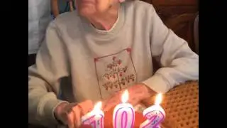 Lustige Oma