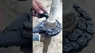 Disassembly process of water pipe straight joint