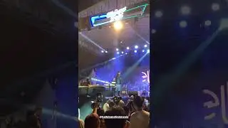 Hello band  konser