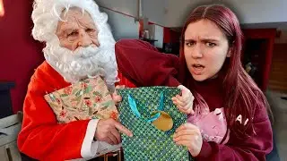 LE PÈRE NOEL M'A PAS FAIT DE CADEAU CETTE ANNÉE ! - PINK LILY